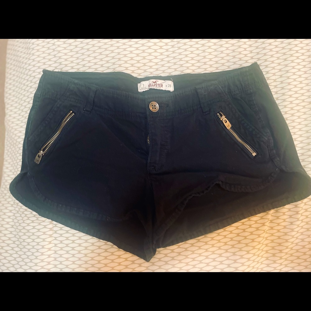 Hollis yet board shorts